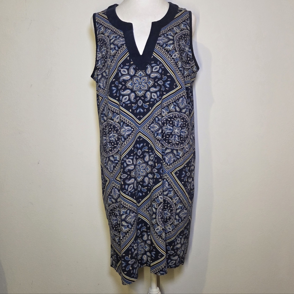 Navy Blue Sleeveless Patterned Dress
